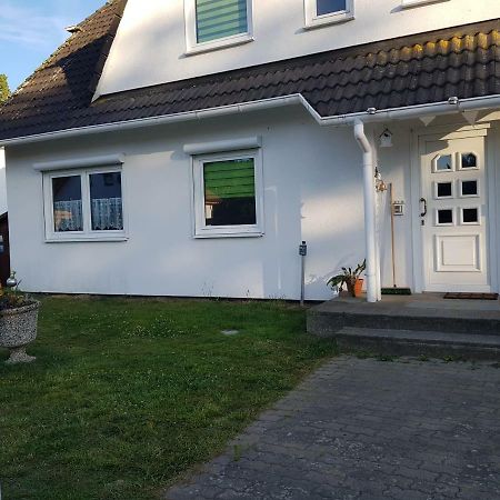Ferienwohnung Am Teich Lutow المظهر الخارجي الصورة